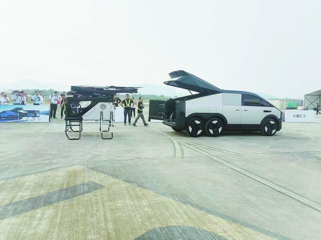 低空经济网：闪耀珠海航展 飞行汽车助力中国低空经济
